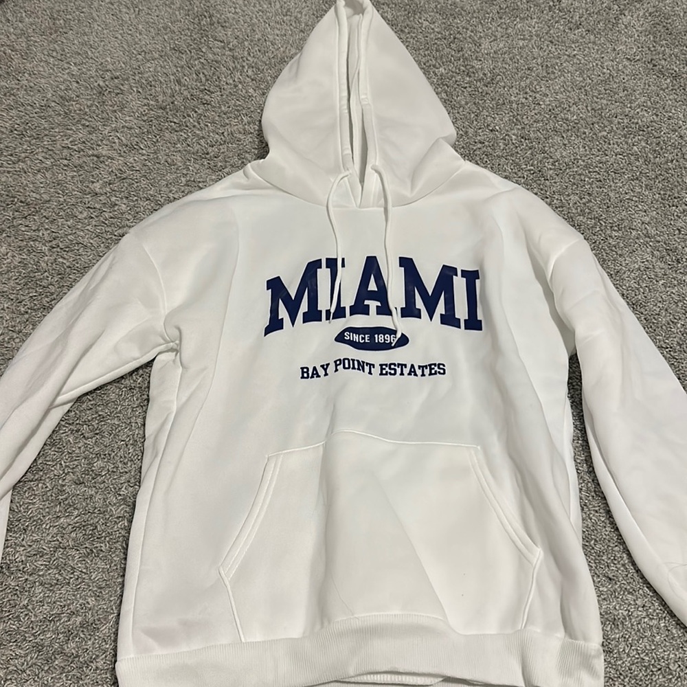 SHEIN hoddie